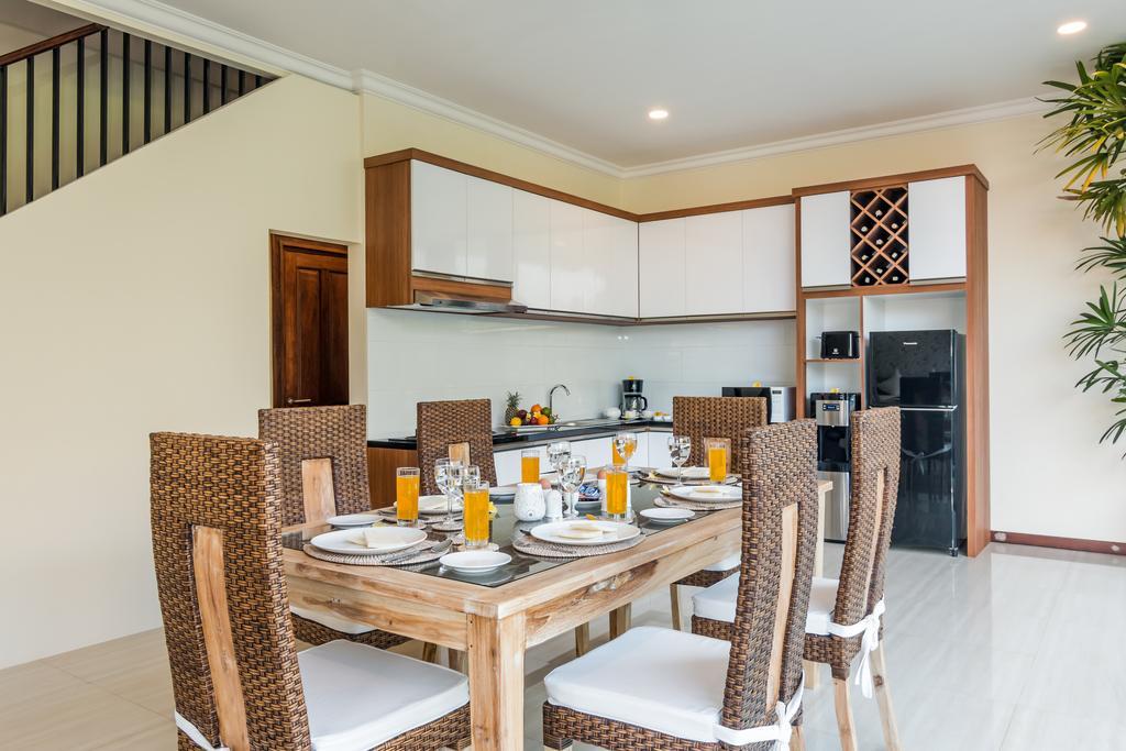 Villa The Kamojang Jimbaran à Kuta Lombok Extérieur photo